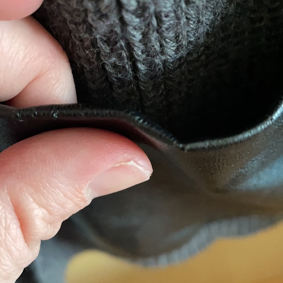 Ann Taylor Sweater w/Leather Pockets - Picture 3 of 3